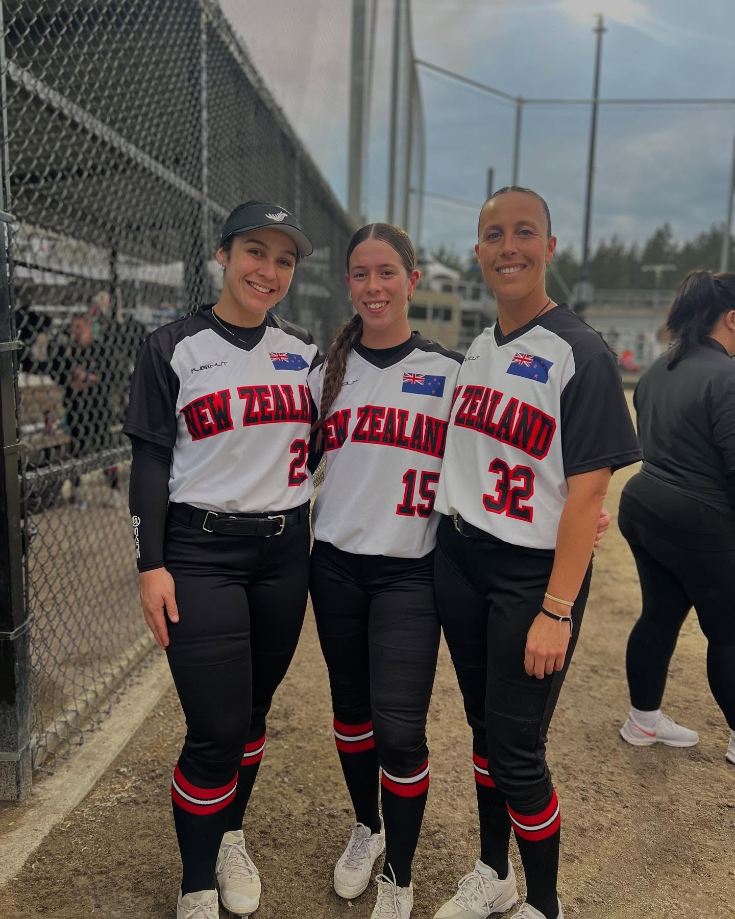 2025 NZ White Sox Sublimated Softball & Baseball 'V-Neck' Jersey